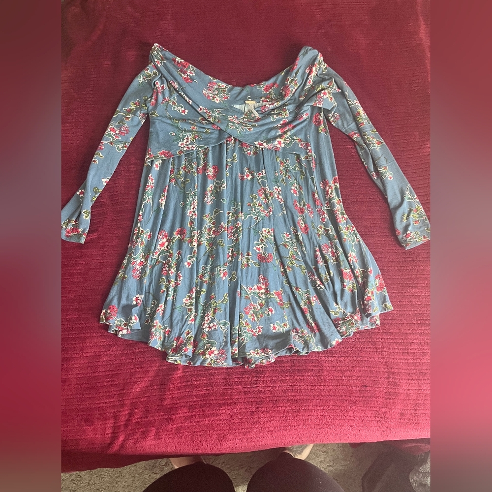 Free People Blue Floral Open Shoulder Tunic Top XS Fits Small